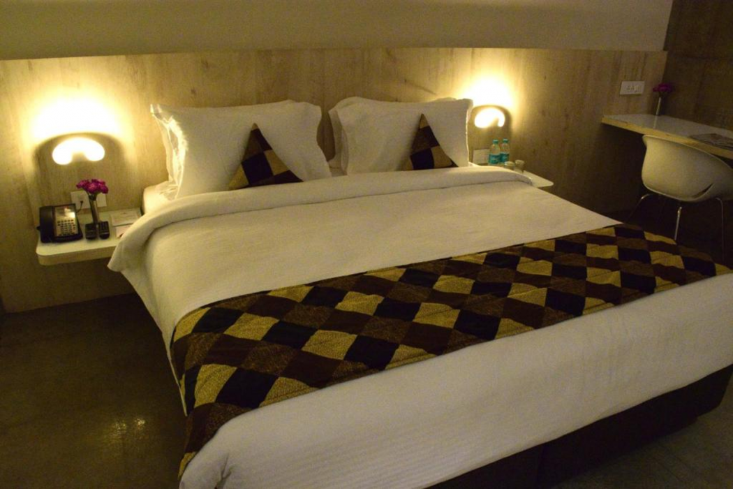 Hotel Citrus Prime 11/57