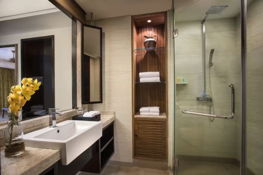 Ramada Plaza by Wyndham Sanya Bay 9/30