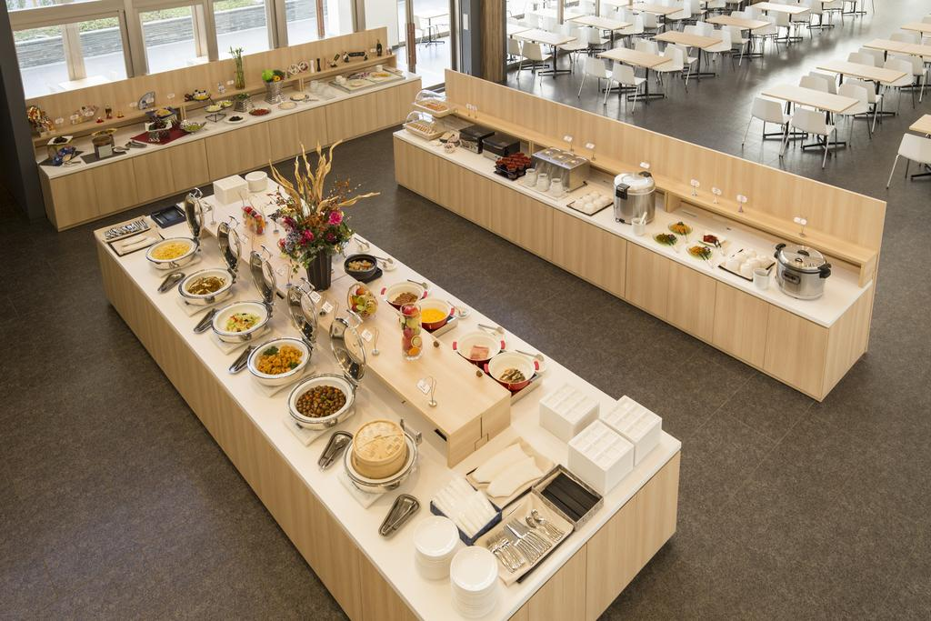 Kansai International Airport Hotel 11 23/54