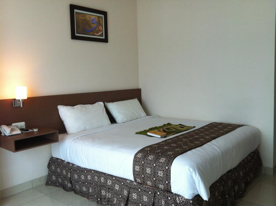 Bunda Hotel Bukittinggi 2/16