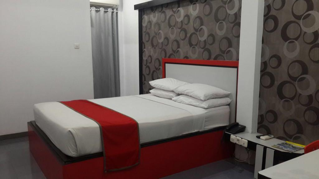 Prince Boulevard Hotel 10/42