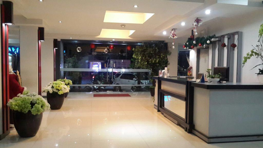 Prince Boulevard Hotel 5/42