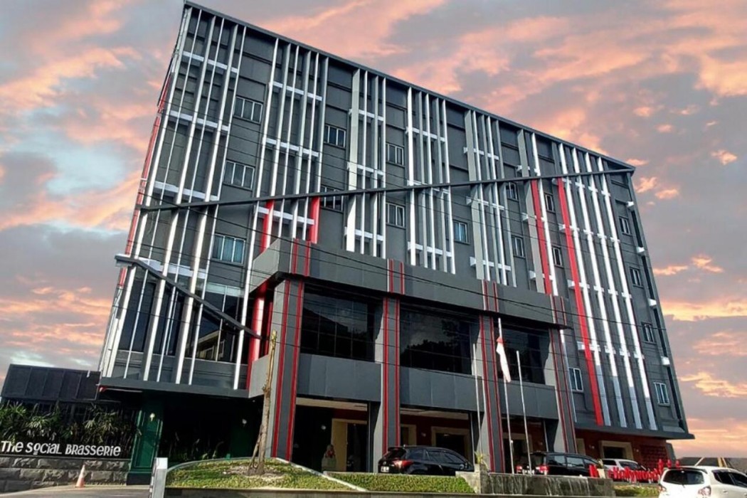 New Hollywood Pekanbaru