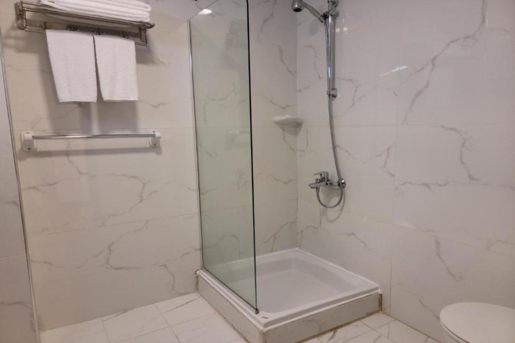 الأنصار الجديد(Al Ansar Palace Golden Tulip Hotel) 25/60