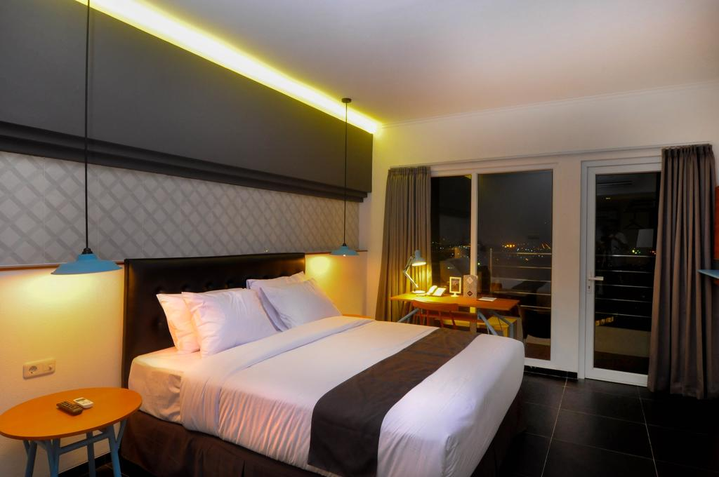 Hotel Candiview Semarang 7/33