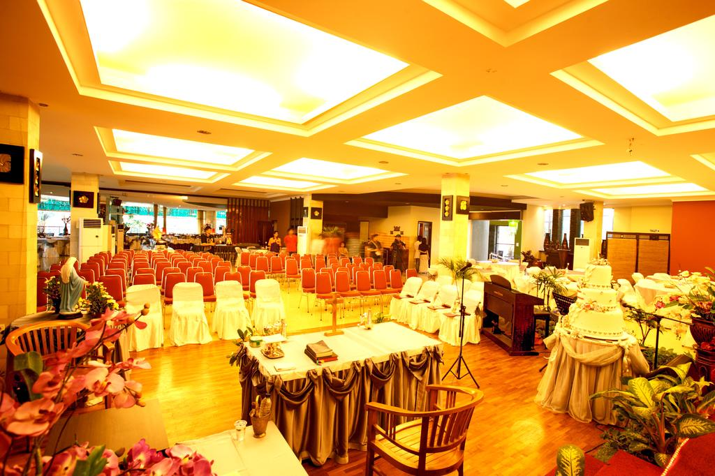 Hotel Candiview Semarang 15/33