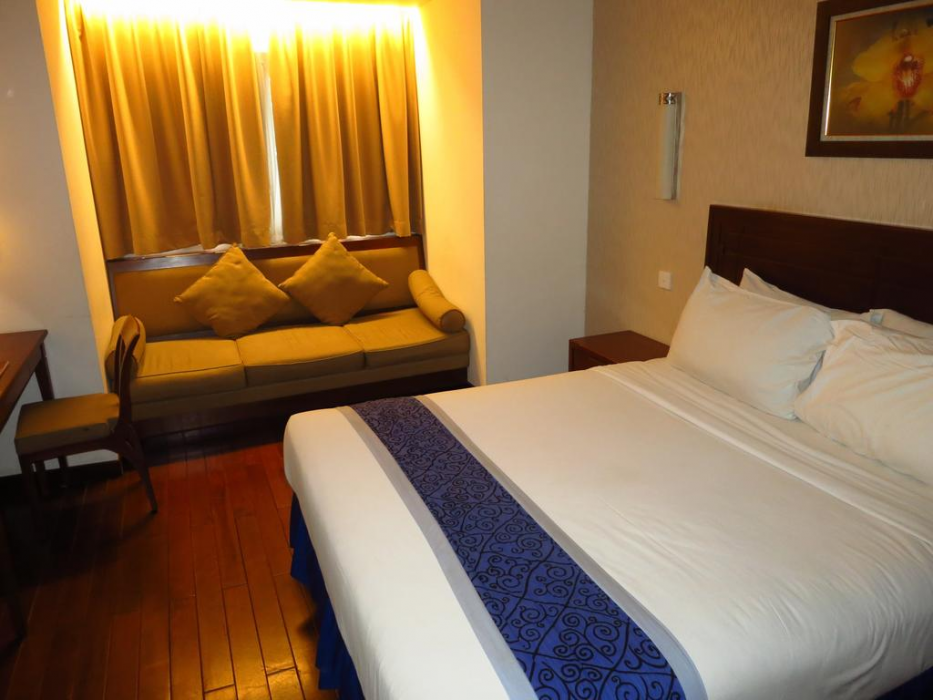 Grand Orchid Hotel 5/23