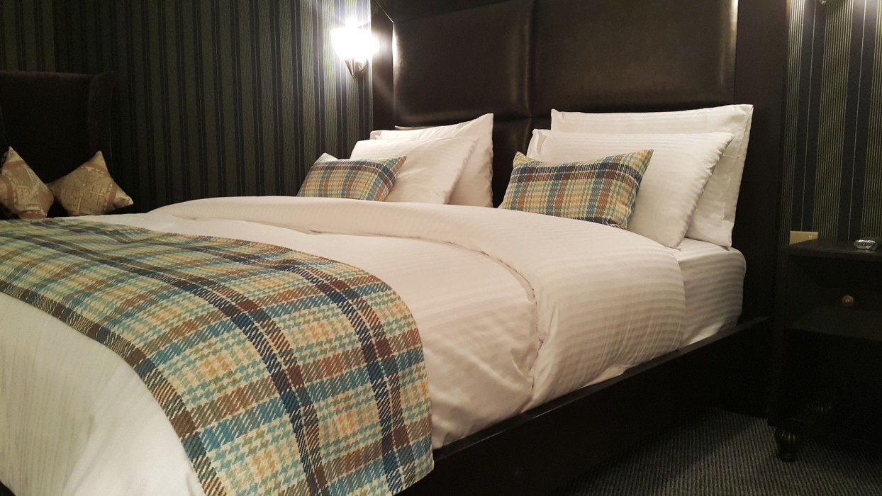 MRA Hotel 16/37