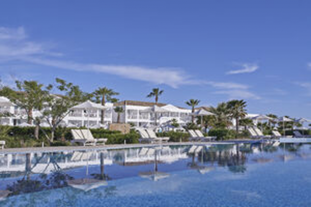 Sandy Beach Resort 33/63