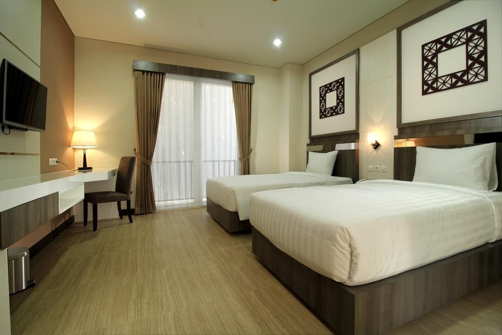 Mandiri Mansion Surabaya 4/12