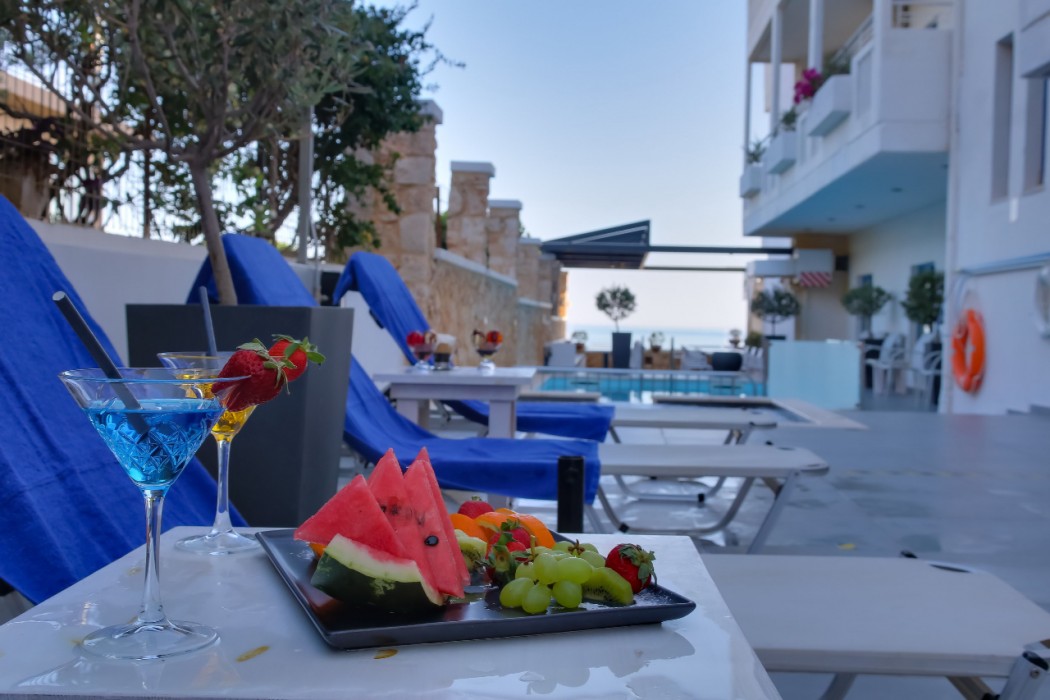 Alexis Hotel 43/87