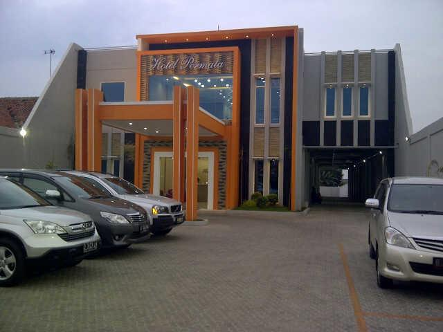 Permata Hotel Purwakarta 1/23