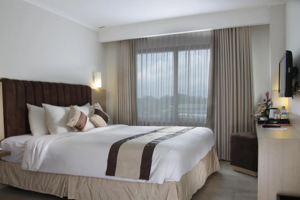 Vrata Hotel Yogyakarta 7/30