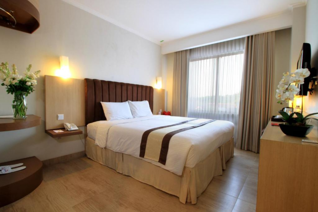Vrata Hotel Yogyakarta 9/30