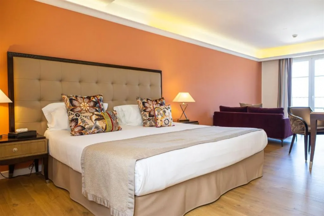 Hotel Des Gouverneurs 14/63