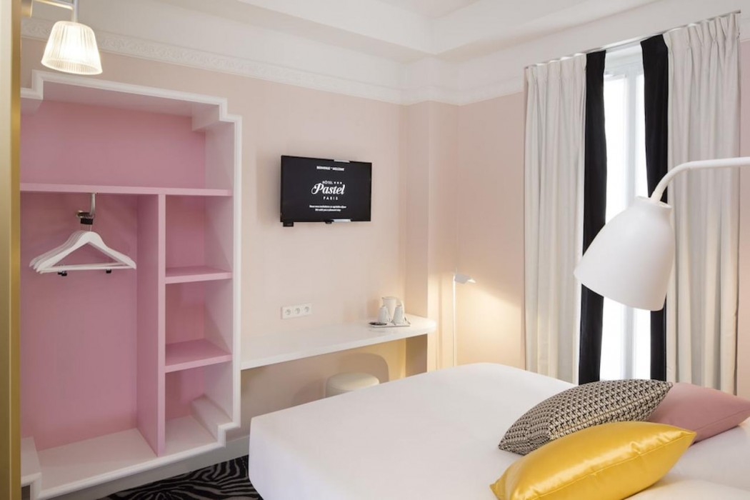 Hotel Pastel Paris 12/41