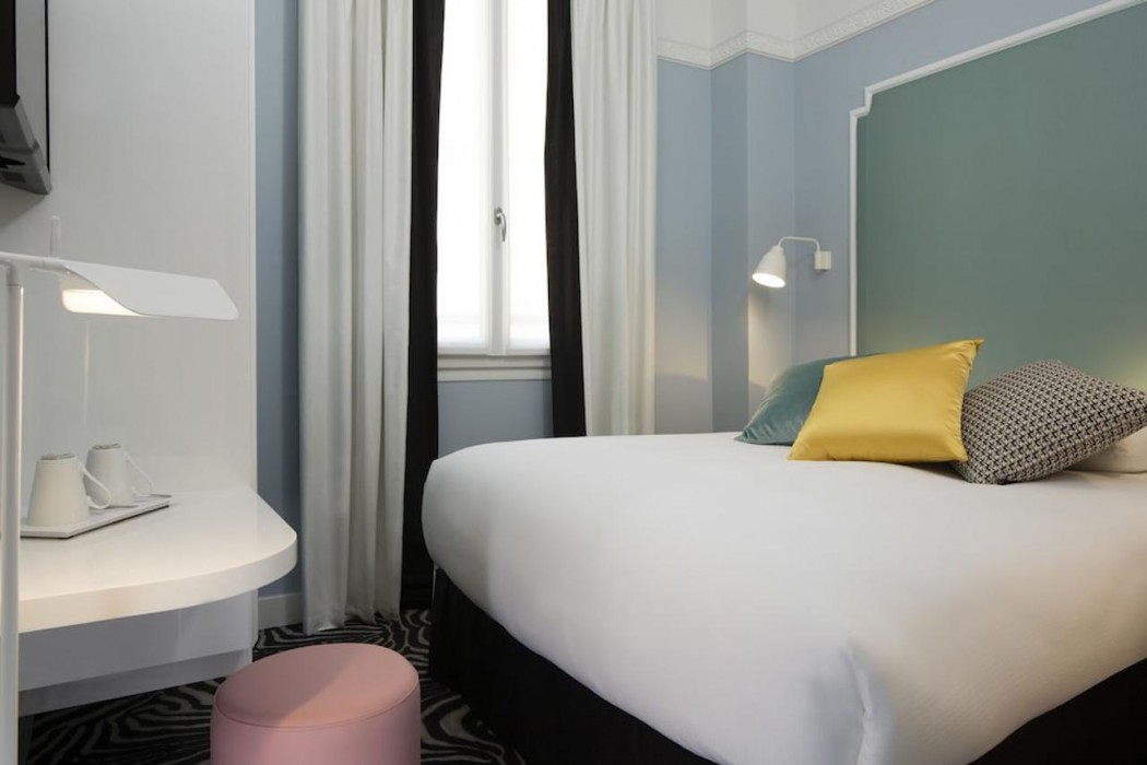 Hotel Pastel Paris 9/41