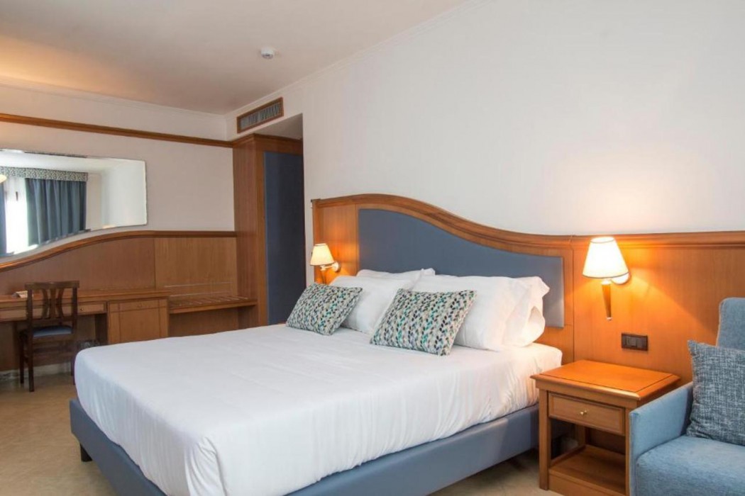 Hotel Centrale Sabaudia 6/38