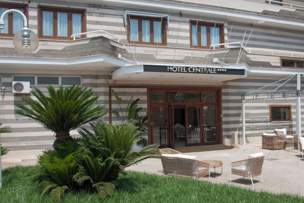 Hotel Centrale Sabaudia