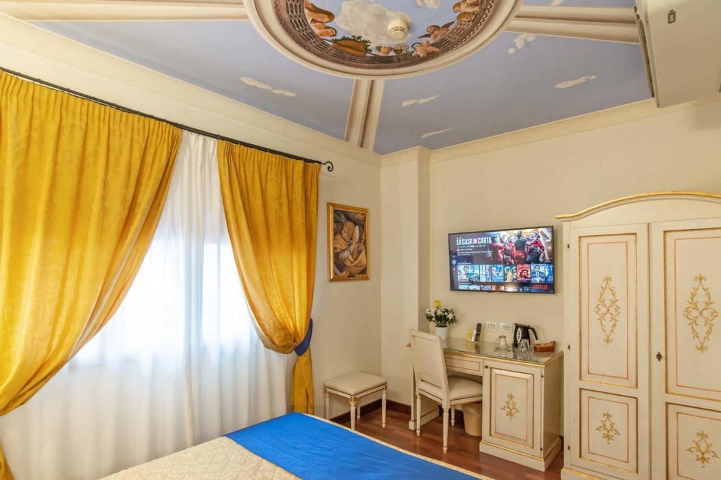 Hotel Porta Faenza 48/87