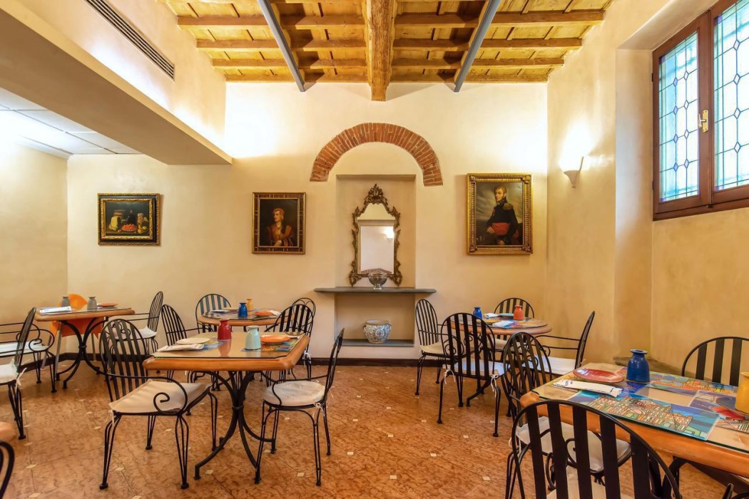 Hotel Porta Faenza 69/87
