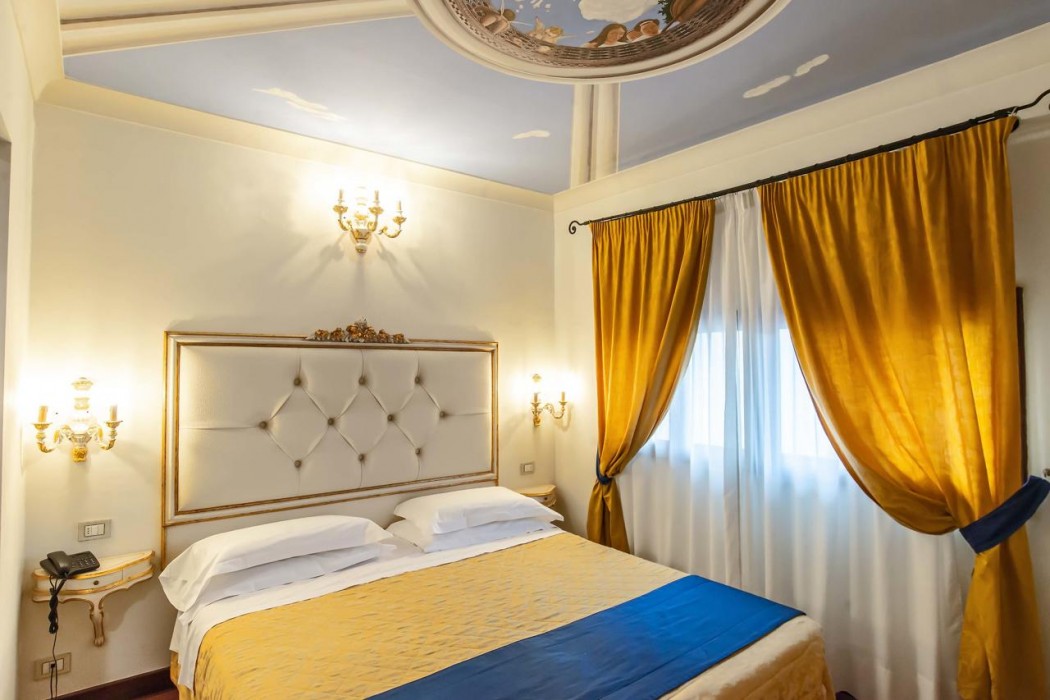 Hotel Porta Faenza 46/87