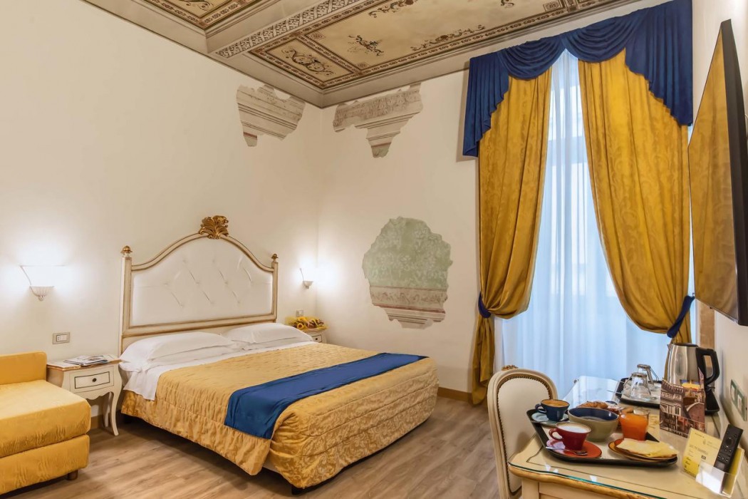 Hotel Porta Faenza 23/87