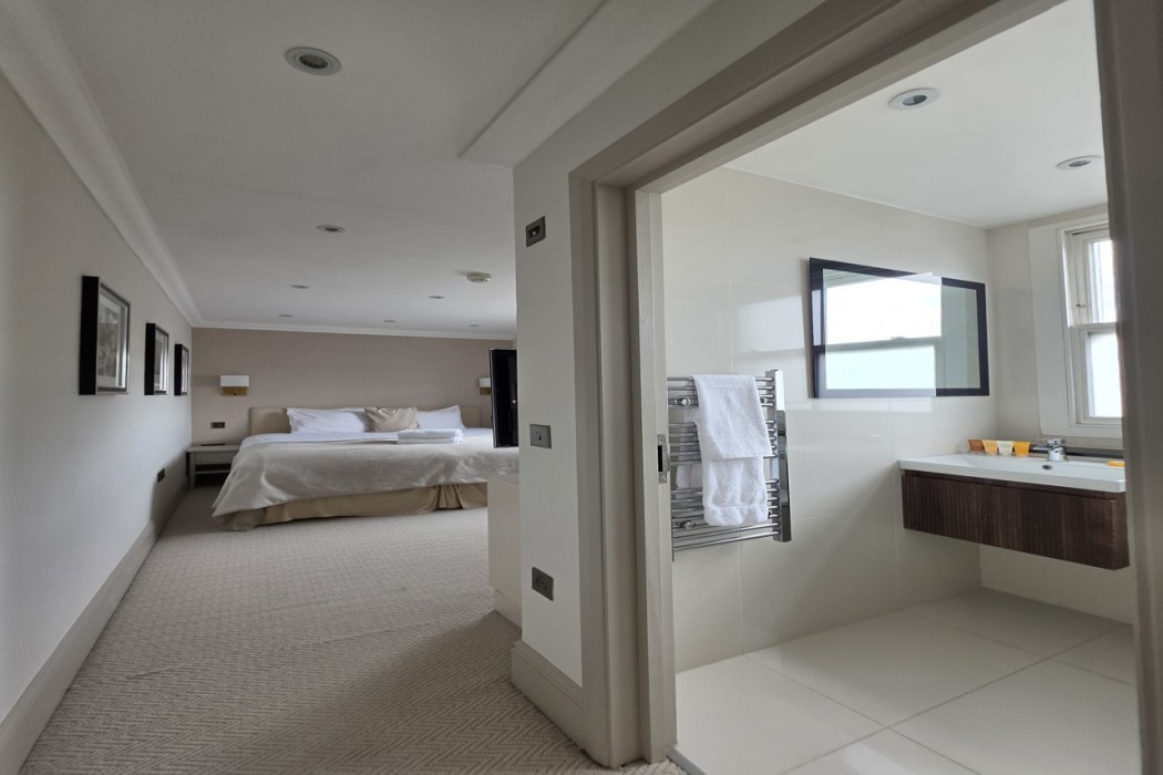 Ashburn Court 4/6