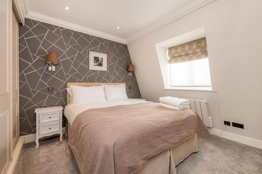 Apartment Queensgate Court 10/37