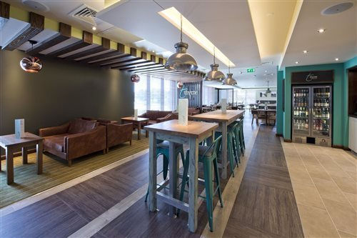 Premier Inn Bedford Town Centre (Riverside) 18/36