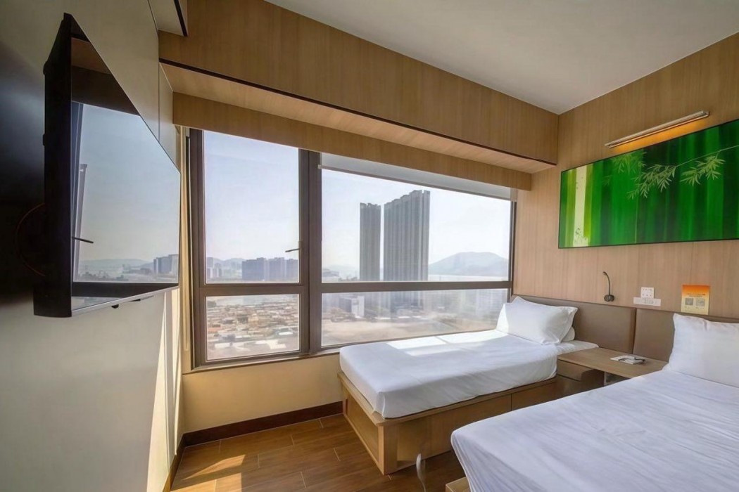 MIJ (Kai Tak) Hotel 16/64