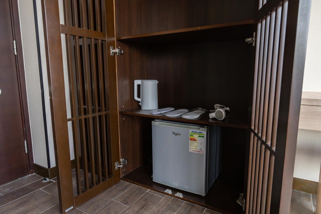 MIJ (Kai Tak) Hotel 14/64