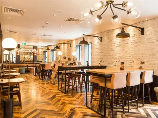 Hub By Premier Inn London Kings Cross 15/46