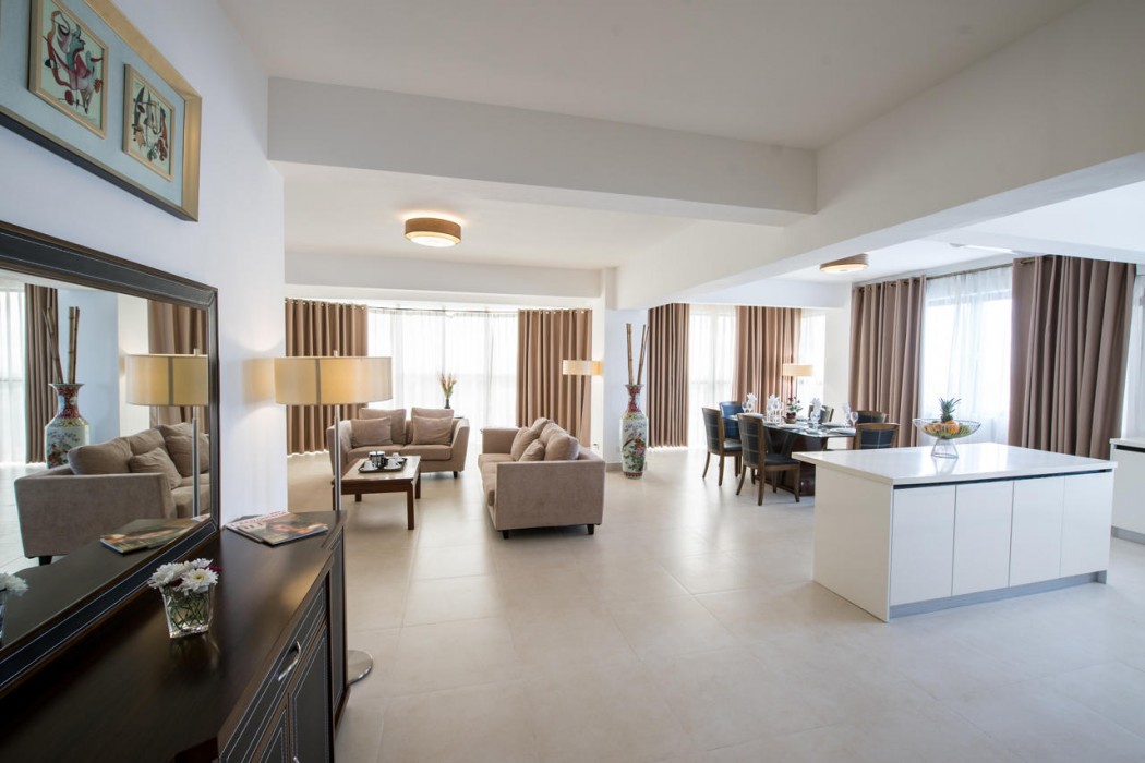 Palms Hotel 14/41