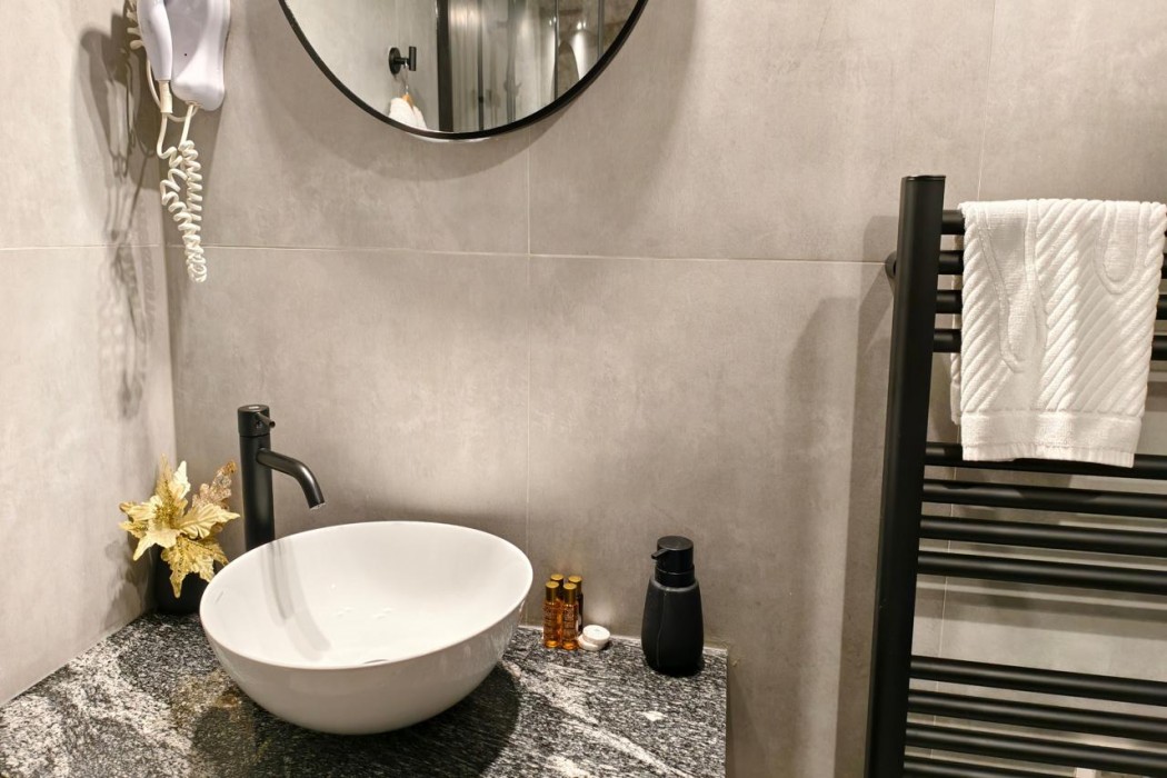 Hotel Elegant Lux 23/90