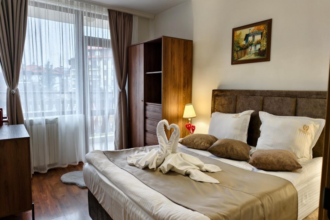 Hotel Elegant Lux 11/90