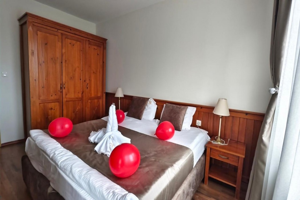 Hotel Elegant Lux 34/90