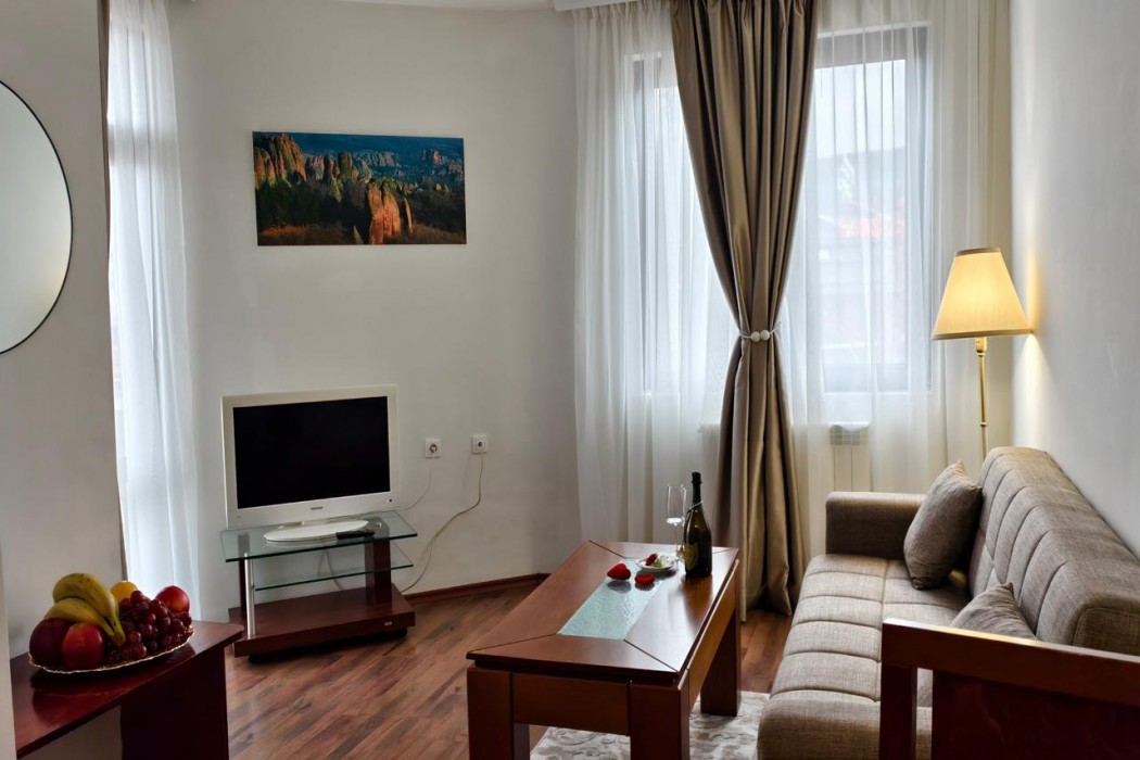 Hotel Elegant Lux 37/90