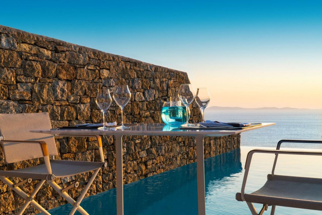 Mykonos Riviera Hotel And Spa 11/84