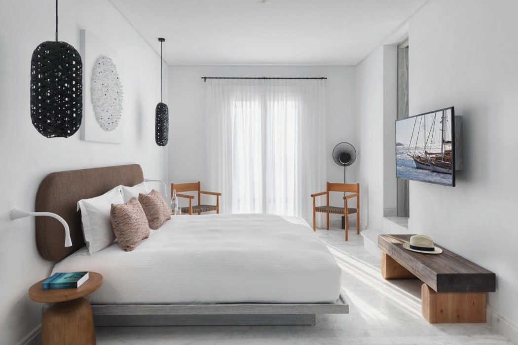 Mykonos Riviera Hotel And Spa 4/84