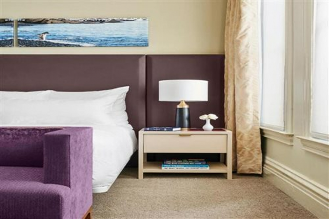 Hotel Savoy Kansas City, Tapestry Collection by Hilton 15/60