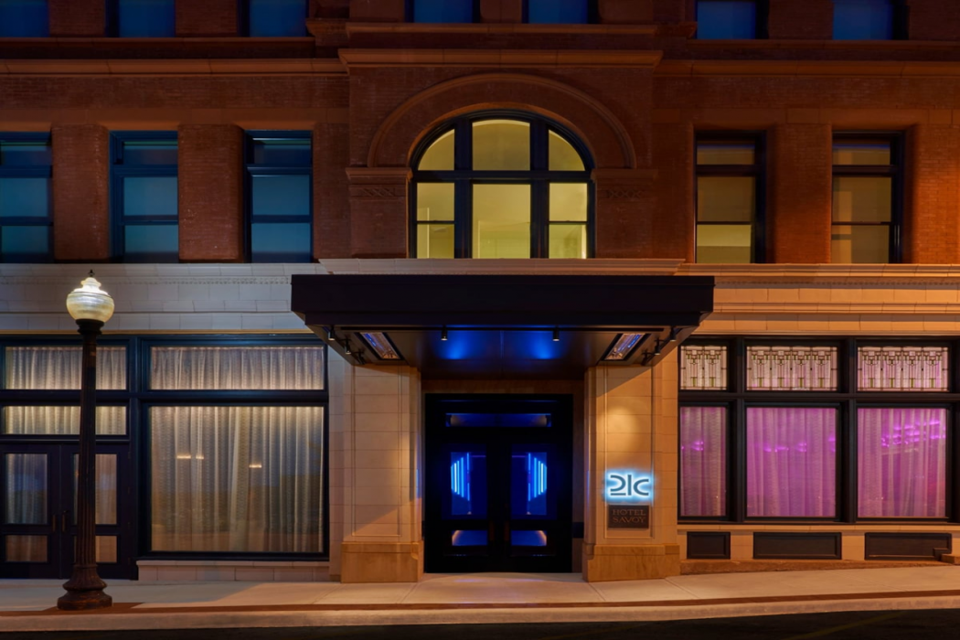 Hotel Savoy Kansas City, Tapestry Collection by Hilton 1/60