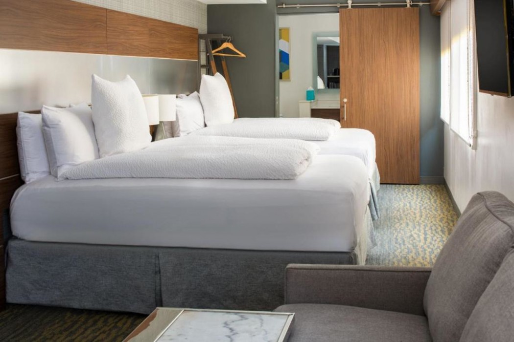 Hotel Z - Gaslamp San Diego 7/11