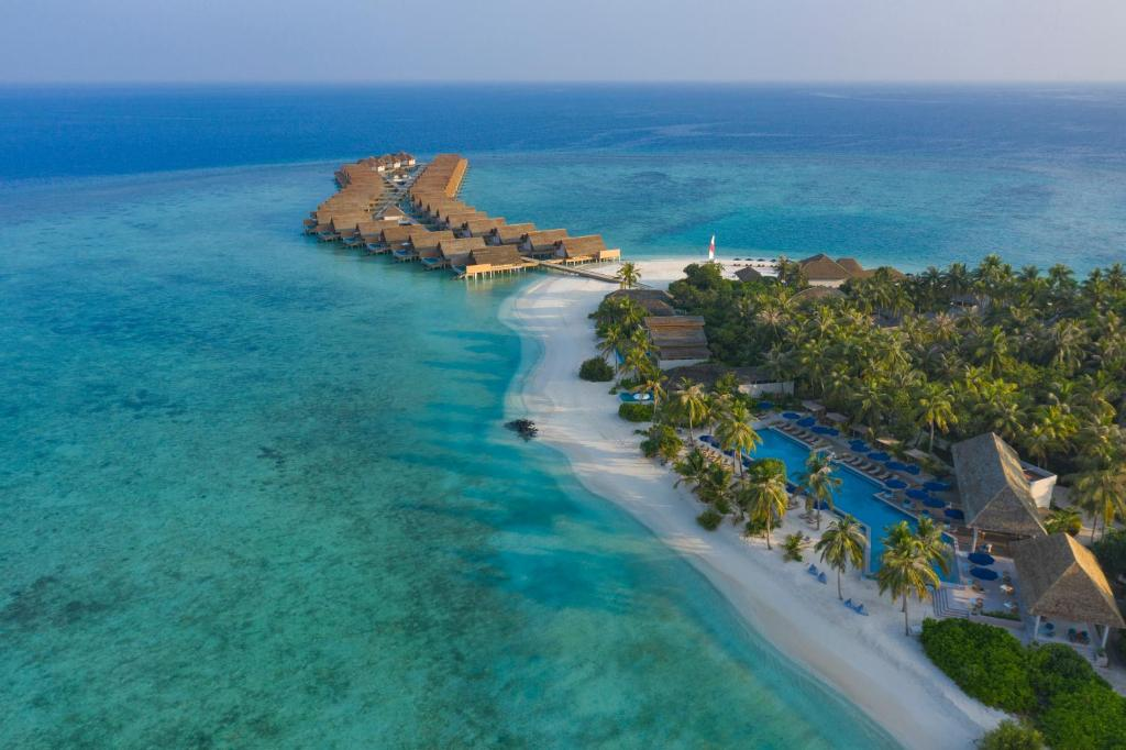 Emerald Faarufushi Resort and Spa 2/94