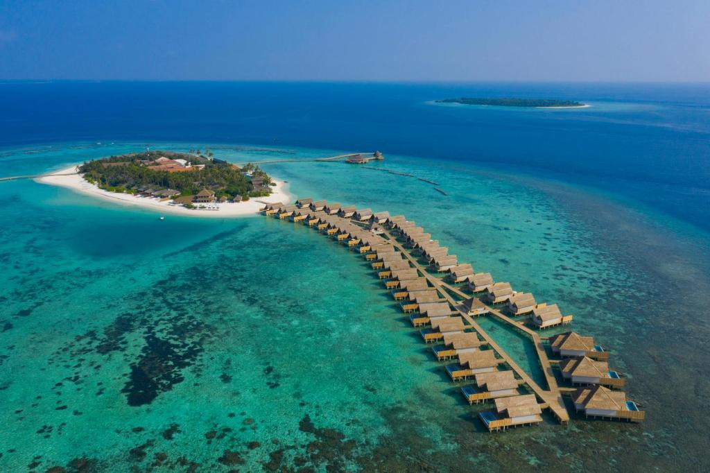 Emerald Faarufushi Resort and Spa 1/94