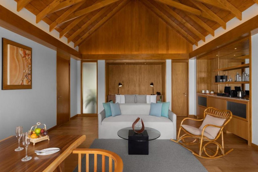 Emerald Faarufushi Resort and Spa 20/94