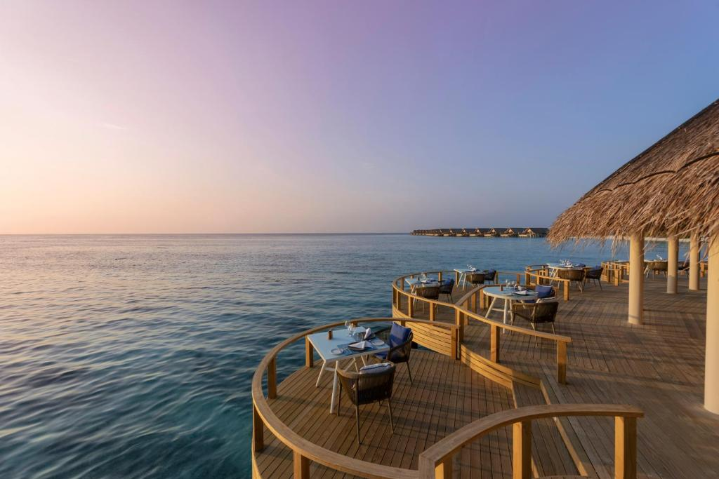 Emerald Faarufushi Resort and Spa 39/94