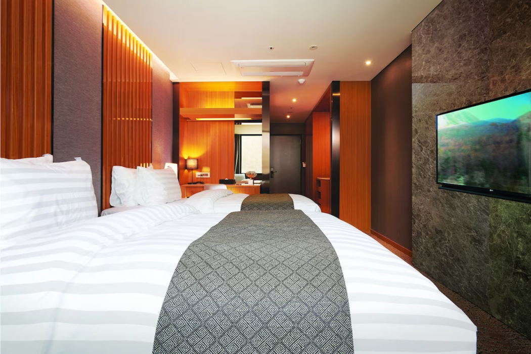Traum Valley Hotel (ex. Jeongseon Grand Intoraon Hotel) 12/64