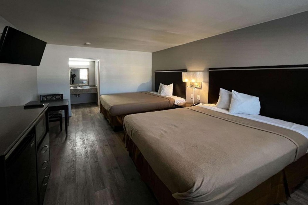 Motel6 Artesia, CA 17/41