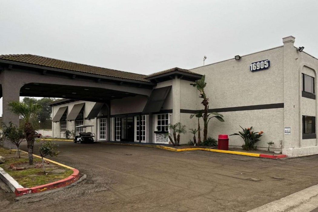 Motel6 Artesia, CA image